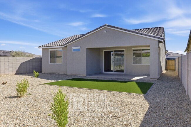 Building Photo - 16808 W Cavedale Dr