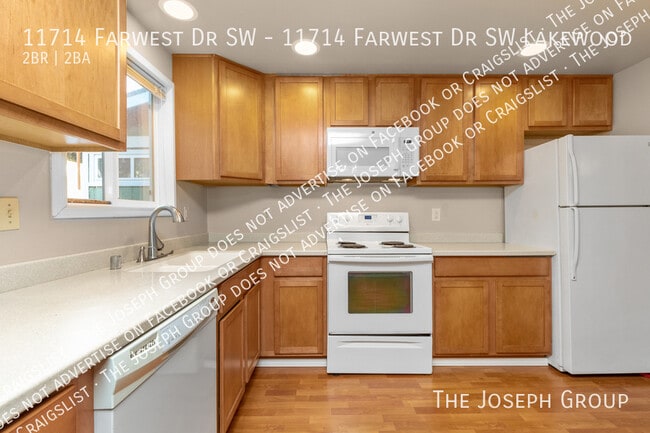 Building Photo - 11714 Farwest Dr SW