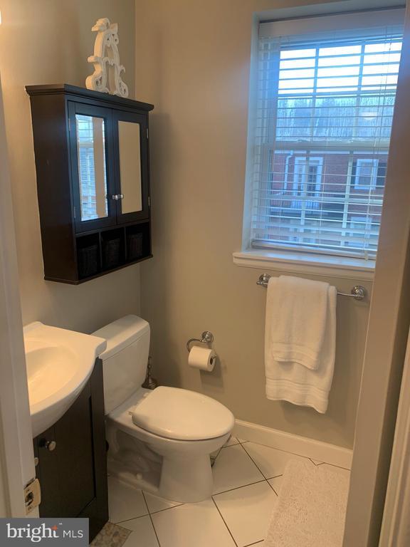 Building Photo - 2961 S Columbus St