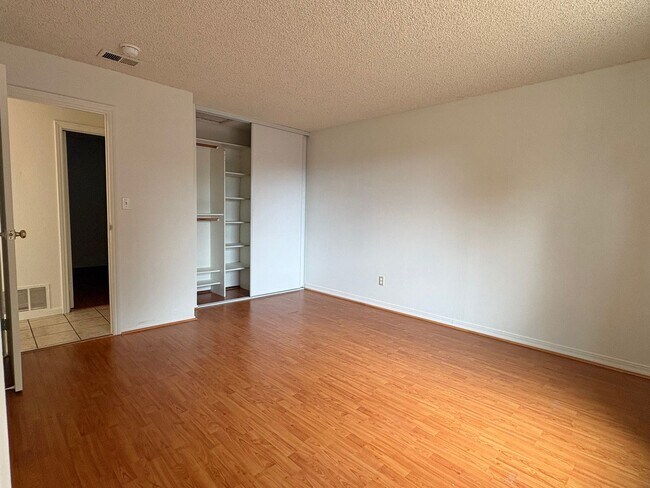 Building Photo - 3 Bedroom 2 Bath Single story home in Antioch
