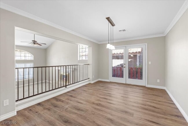 Building Photo - 2842 Via Florentine St