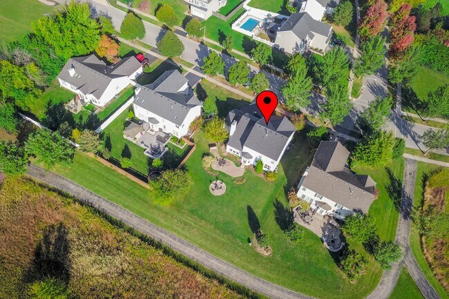 Building Photo - 24525 Champion Dr