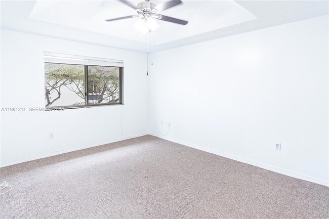 Building Photo - 2301 SE 24th Ct