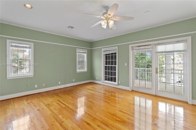 Building Photo - 700 Coral Way