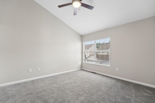 Building Photo - 2018 River Rock Way