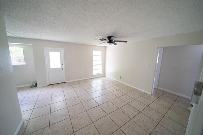 Building Photo - 1610 La Joya St
