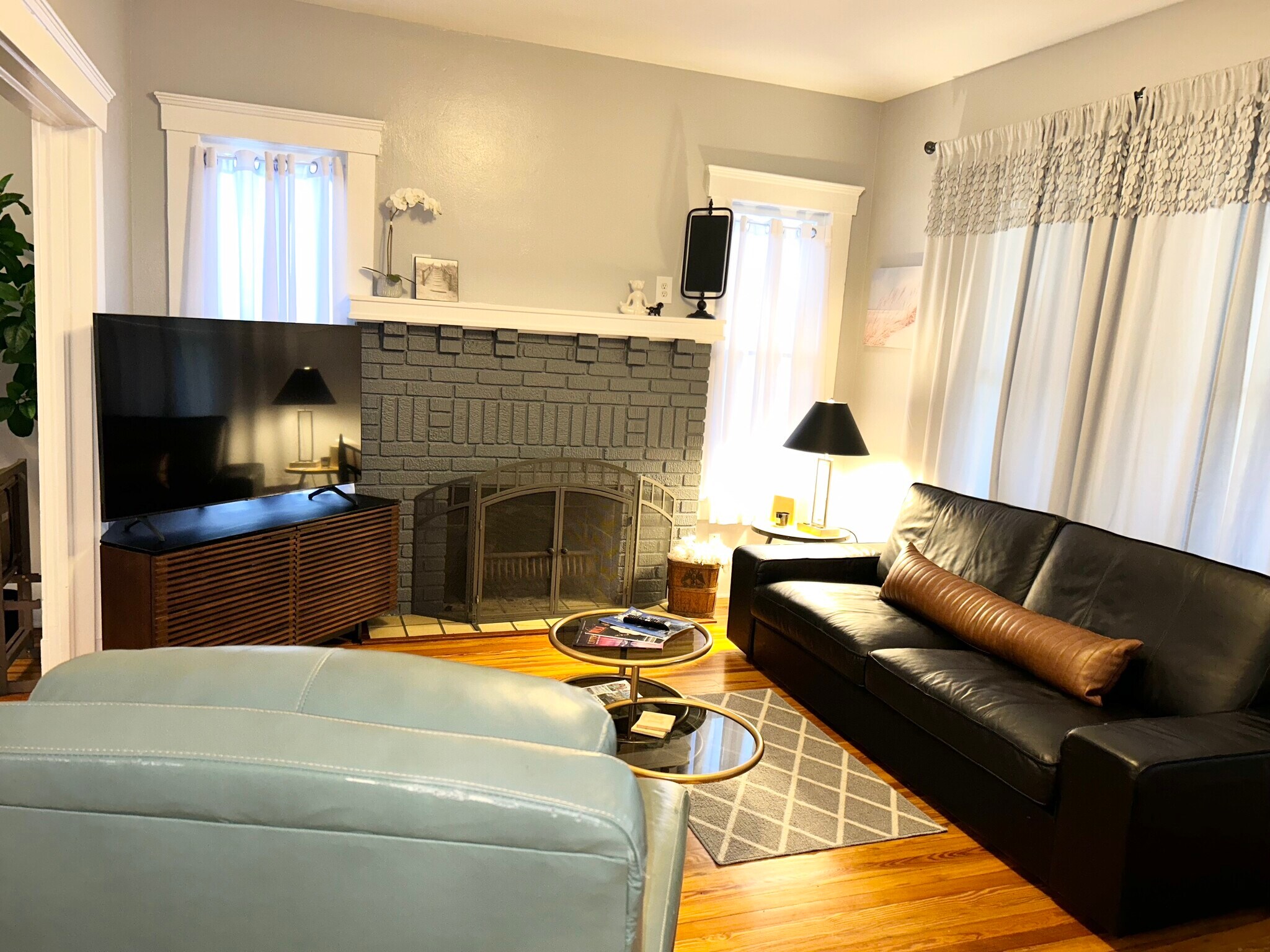 Building Photo - 1039 Riviera St