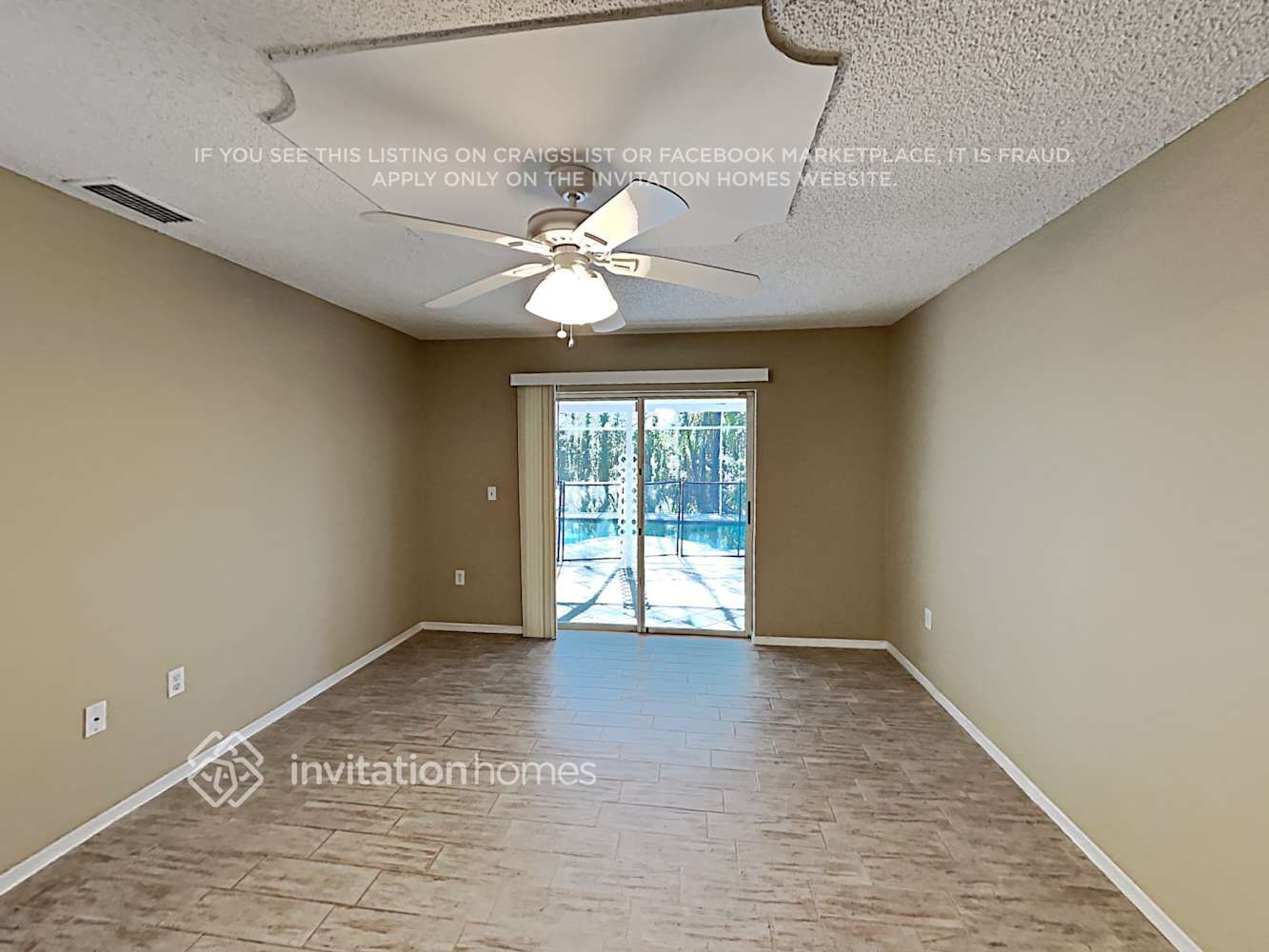 Building Photo - 3242 Centerwood Dr