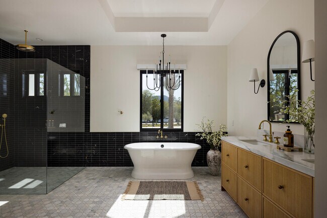 Building Photo - 80805 Vista Bonita Trail