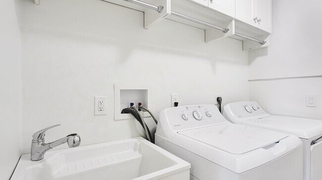 Building Photo - 22557 Swordfish Dr