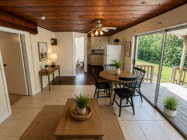 Building Photo - 2133 E Camp N Comfort Ln