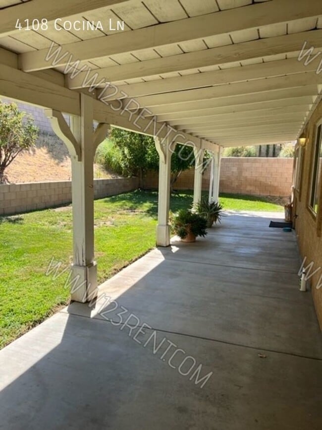 Building Photo - 4108 Cocina Ln
