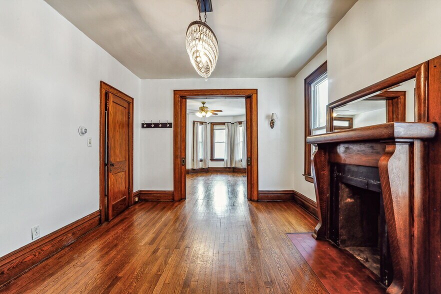 Building Photo - 2246 N 4th St