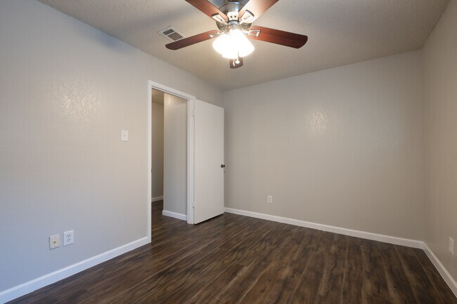 Building Photo - Charming 3-Bedroom, 2-Bath Home in Anderson Mill – Prime Northwest Austin Location!