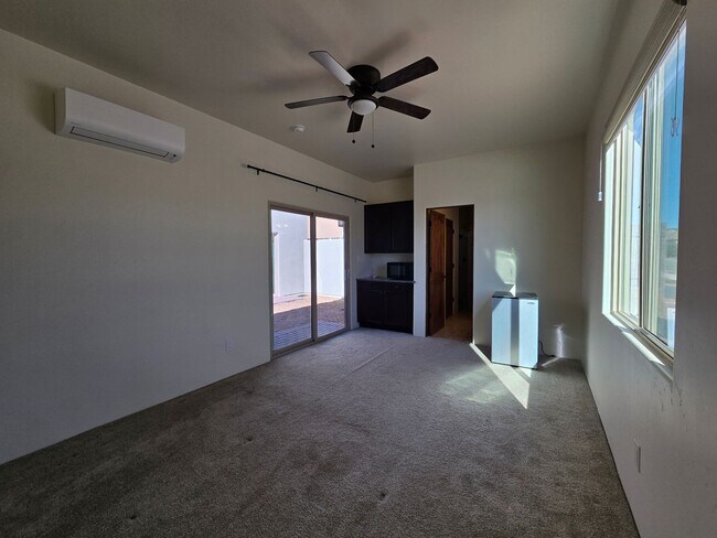 Building Photo - 12 Pinon Doblado