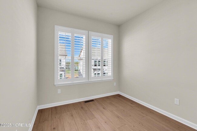 Building Photo - 75 Driftwood Cir