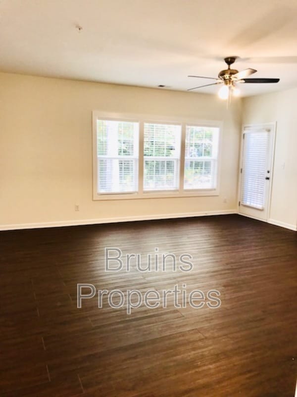 Building Photo - 2606 Pennoak Way