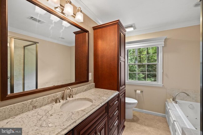 Building Photo - 12608 Yardarm Pl