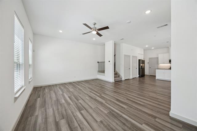 Building Photo - 6441 Northern Dancer Dr