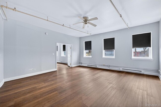 Building Photo - 23 W Main St