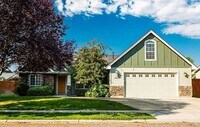 Building Photo - Beautiful 3 bed 2 bath Meridian home in th...