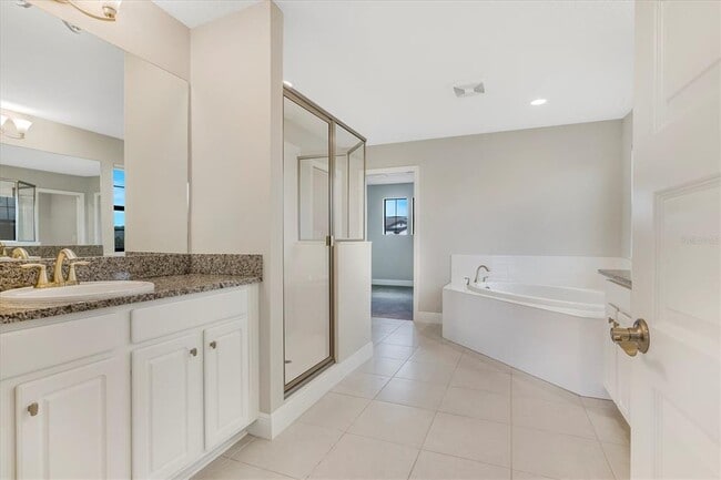 Building Photo - 12859 Satin Lily Dr