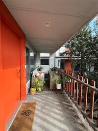 Building Photo - 2200 Dickson Dr