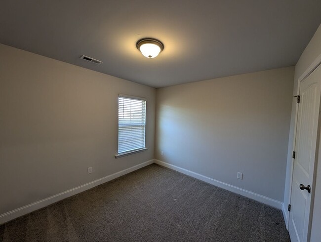 Building Photo - 244 Abercorn Dr