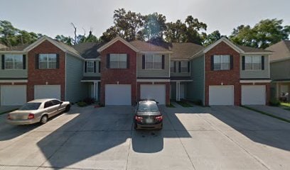 Building Photo - 1585 Crescent Hills Dr