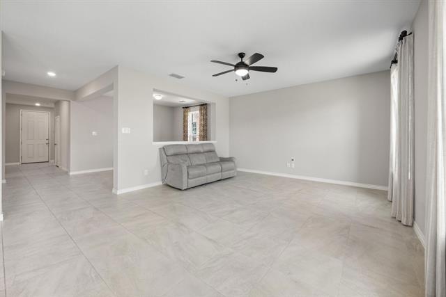 Building Photo - 3409 Keechi Creek Dr