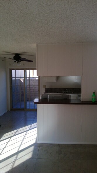 Building Photo - 4361 Green Ave