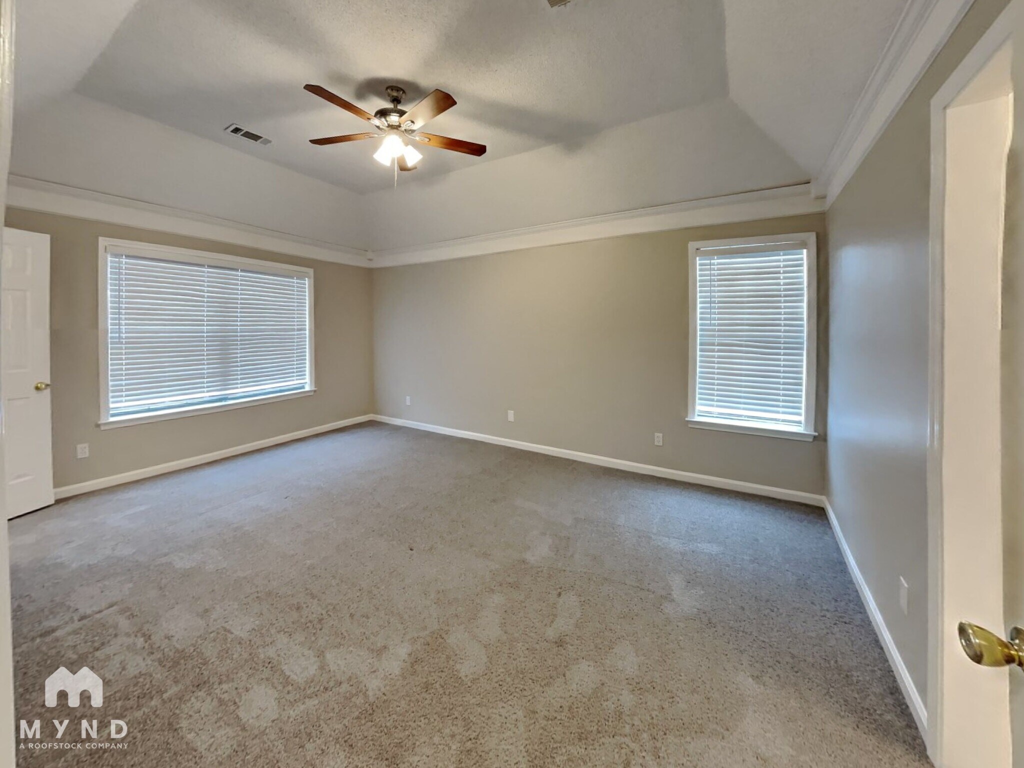Building Photo - 2433 Dove Glen Cove