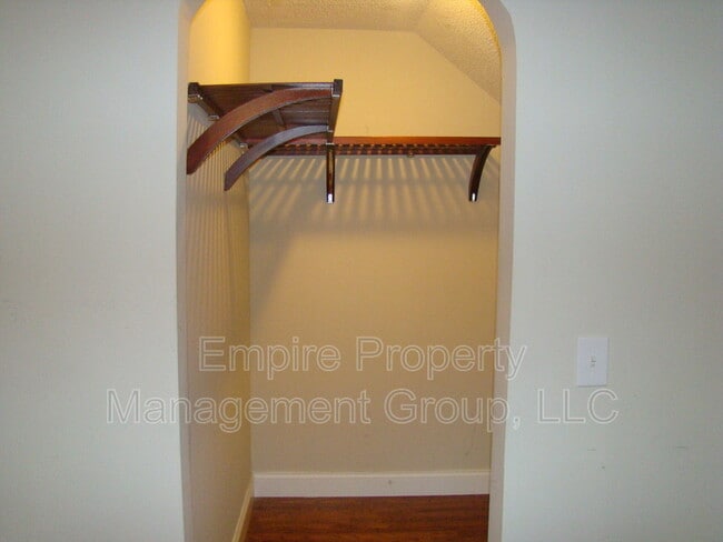 Building Photo - 1607 Willowby St