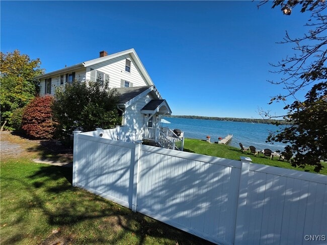 Building Photo - 5358 W Lake Rd