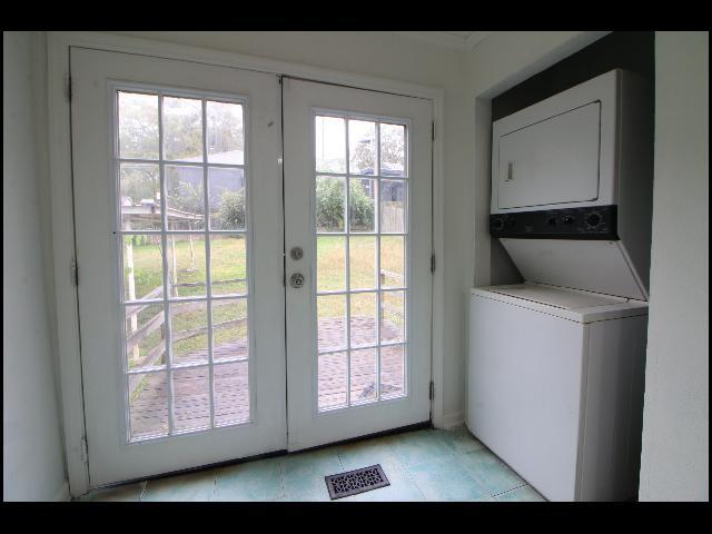 Building Photo - 5919 Woodlawn Dr