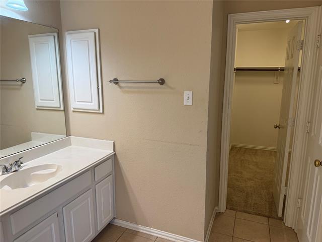 Building Photo - 237 Bricknell Ln