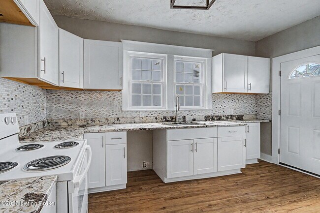 Building Photo - 2906 Dixie Hwy