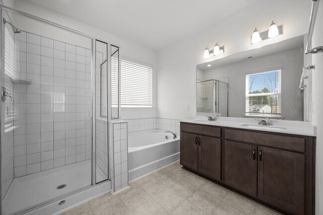 Building Photo - 2710 Turner Pines Dr