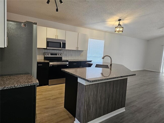 Building Photo - 11761 Hatcher Cir