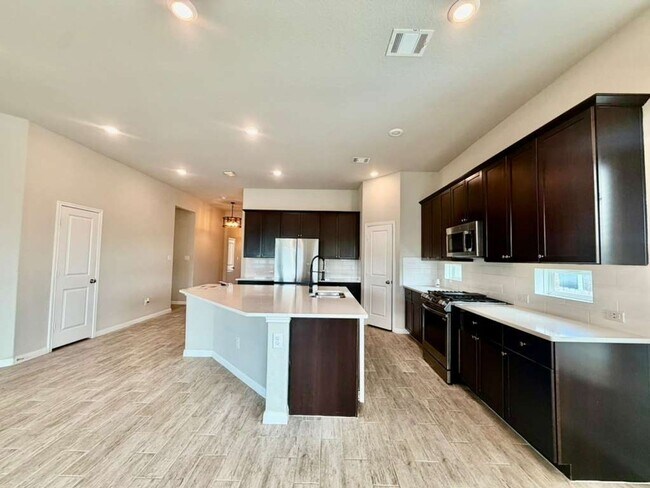 Building Photo - 32125 Cardamom Wy