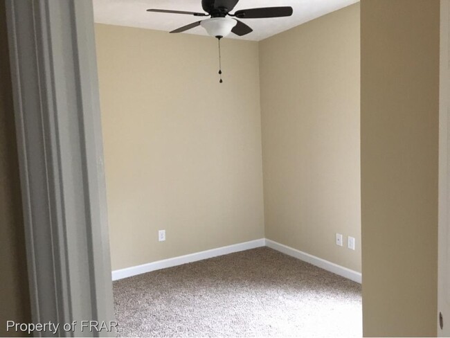 Building Photo - 3114 Wedgewood Dr