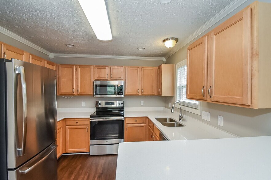 Building Photo - 265 Pine Needle Trail