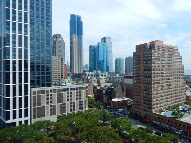 Building Photo - 270 Marin Blvd