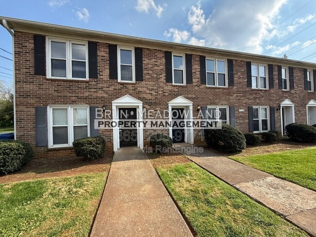 Building Photo - 9116 Parktop Ln NW