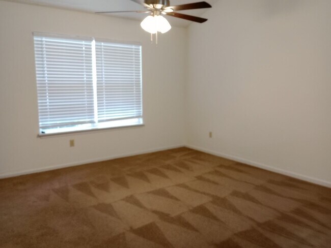 Building Photo - 4414-4416 Cheryl Ct.