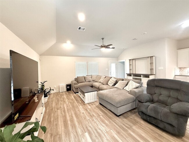 Building Photo - 10325 S Goshawk Trl