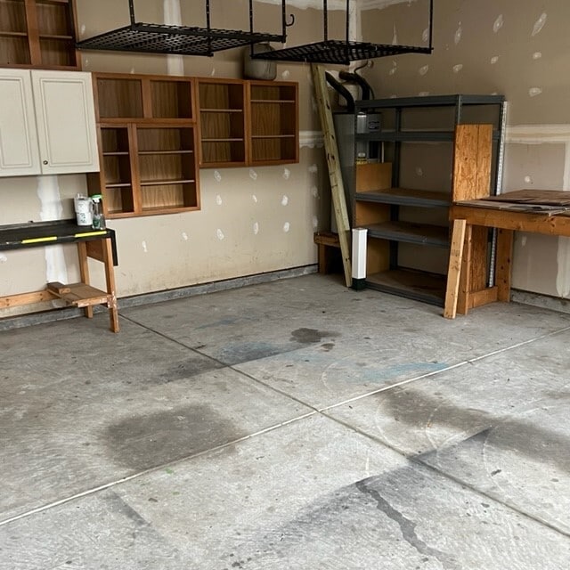 Building Photo - 1043 Jade Ln