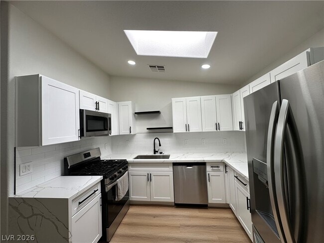 Building Photo - 3244 Idaho Springs St