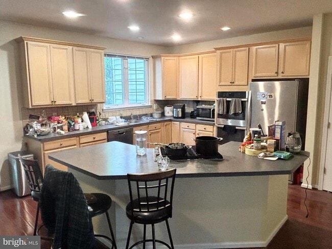 Building Photo - 12646 Heron Ridge Dr