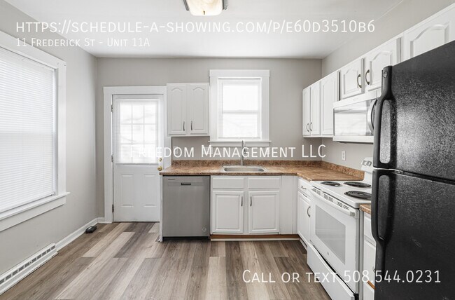 Building Photo - 11 Frederick St